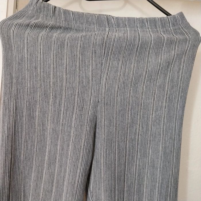 Pantalon taille 30 - photo numéro 2