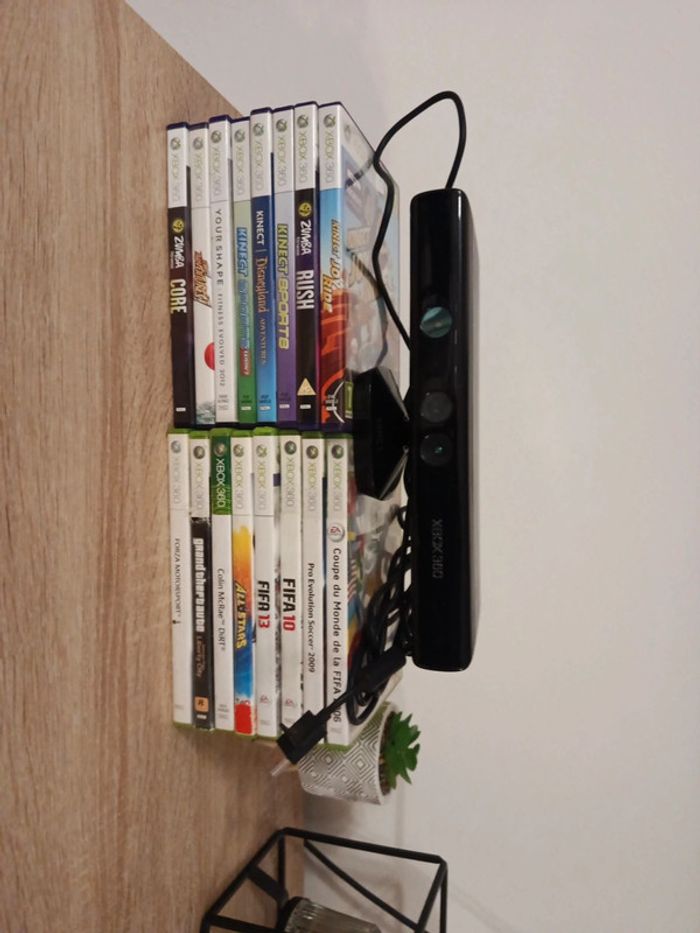 Lot kinect et 16 jeux xbox360 - photo numéro 2