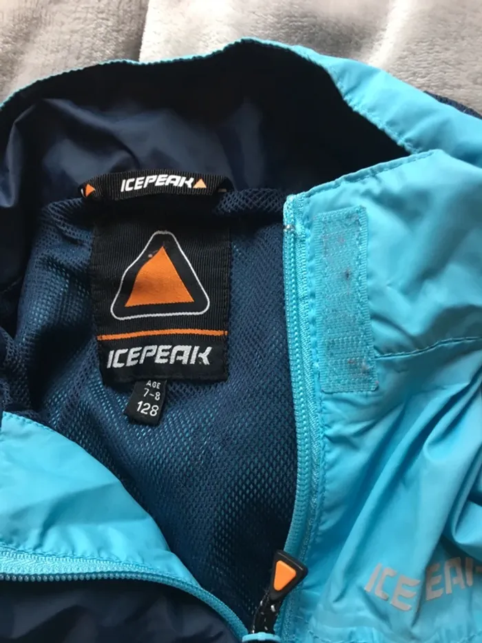 Imperméable avec capuche 7-8 ans - photo numéro 3