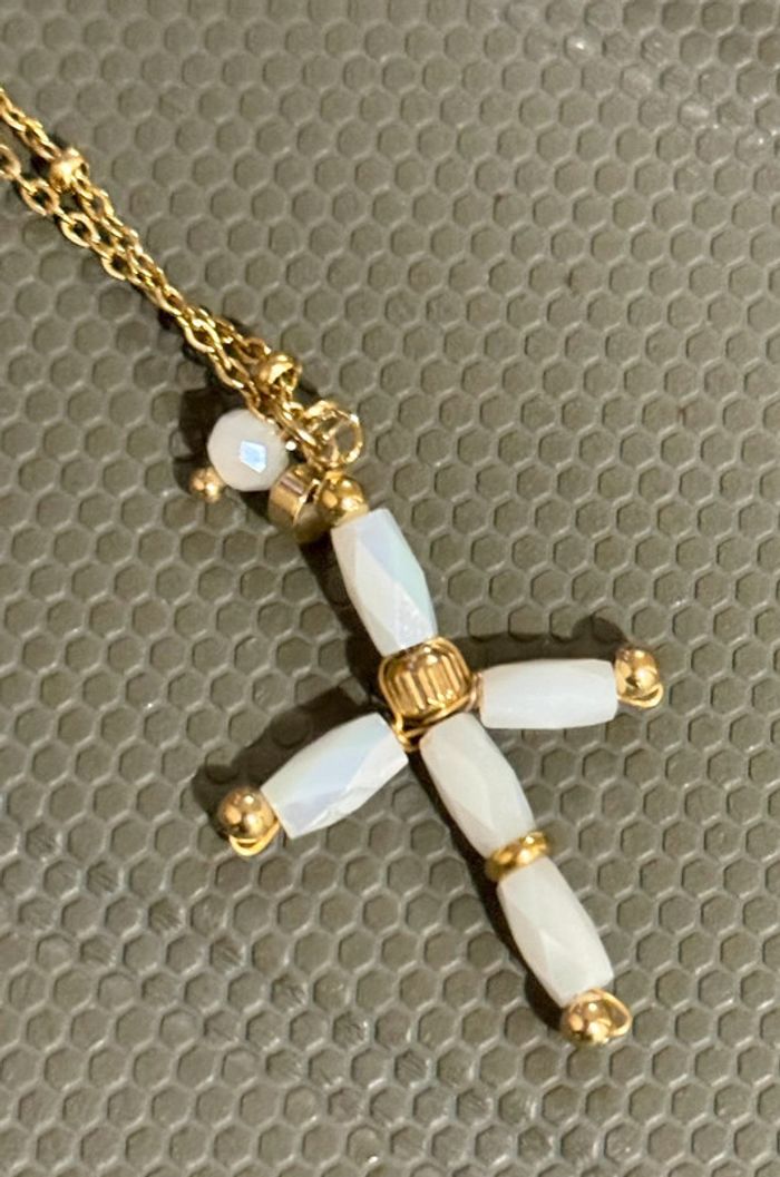 Collier réglable acier inoxydable or croix xl perles nacrés - photo numéro 5