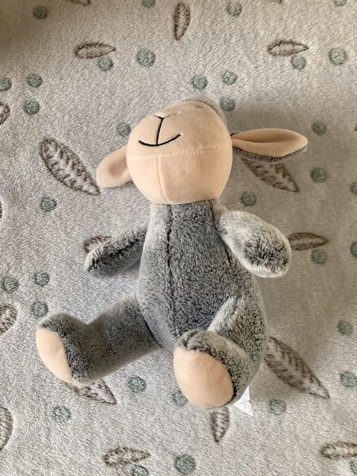 Peluche bébé