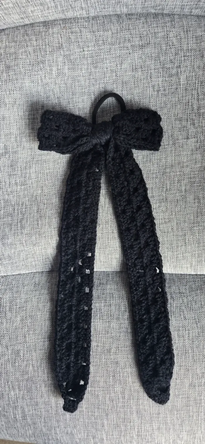 Élastique noeud papillon ruban noir neuf