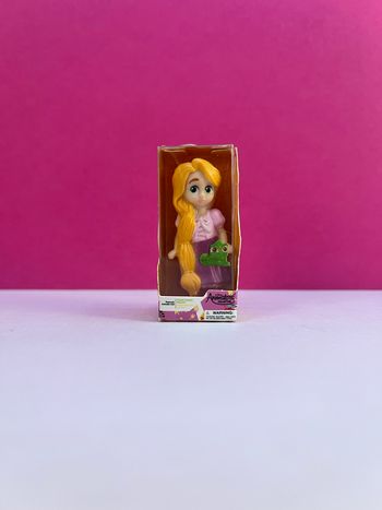 Mini Brands Disney Store série 3 - Poupée Animators Raiponce