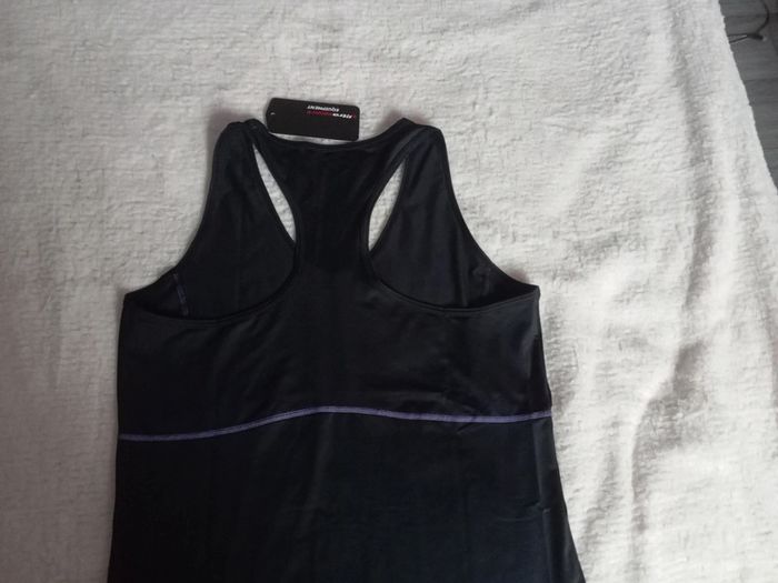 Beau Débardeur Sport Neuf avec fonction Quick Dry Ultrasport Taille L - photo numéro 7