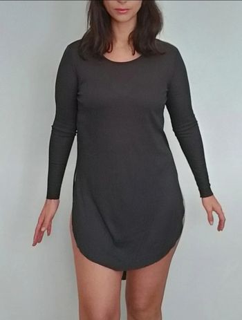 Tunique côtelée asymétrique très fendue taille 36