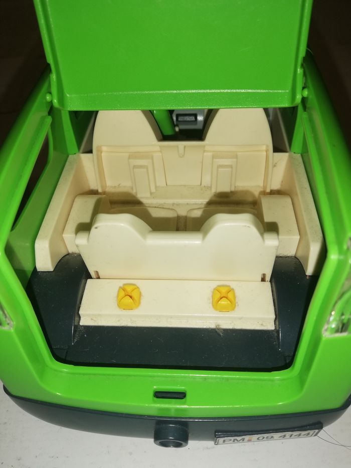 Voiture playmobil - photo numéro 3