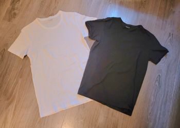 Lot 2 tee-shirts MC Vert Baudet 12 ans