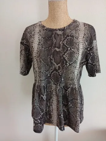 Solde 💝 Top crop Zara s/m Zara reptile