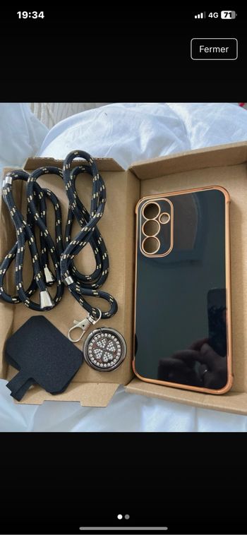 Coque rigide avec tout de cou et charms pour Samsung A 25