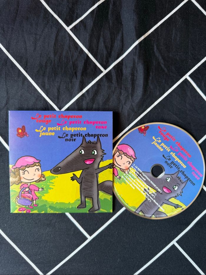CD audio – Les petits chaperons (rouge, rose, jaune, noir) - photo numéro 3