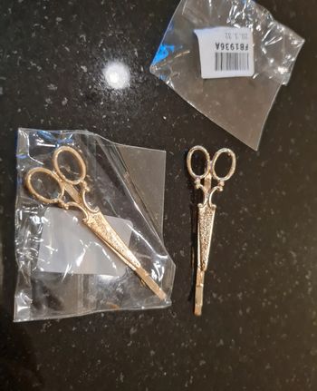 ● Femme ou fille ● Pince à cheveux