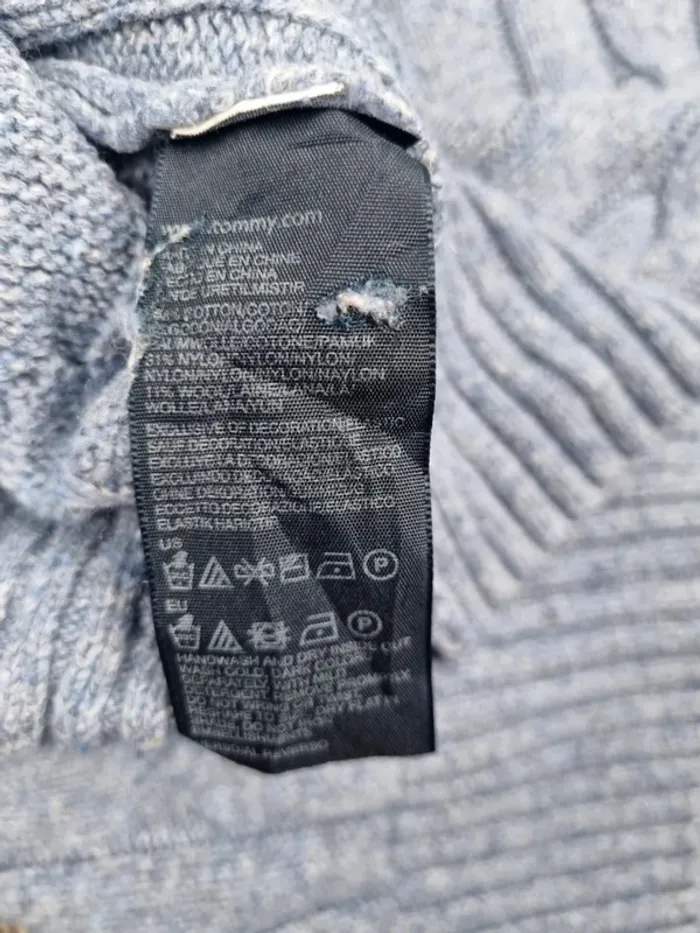 Pull torsadé col châle Tommy Hilfiger – Bleu clair – Taille L Hommes (mesures en photos) - photo numéro 7