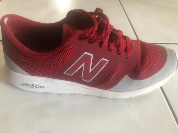Basket NewBalance taille 44 - photo numéro 3