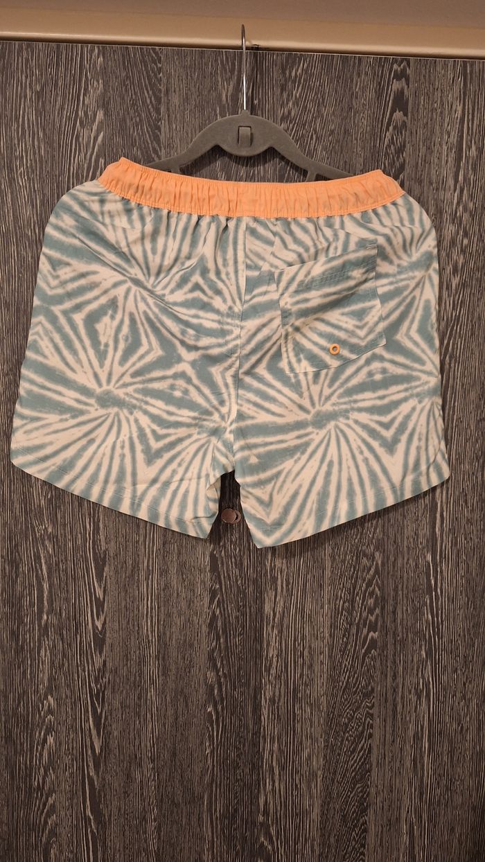 Short de bain tie and dye écru, bleu et rose saumon - photo numéro 2