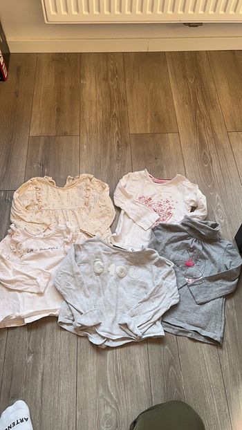 Lot de tee shirt fille 2ans