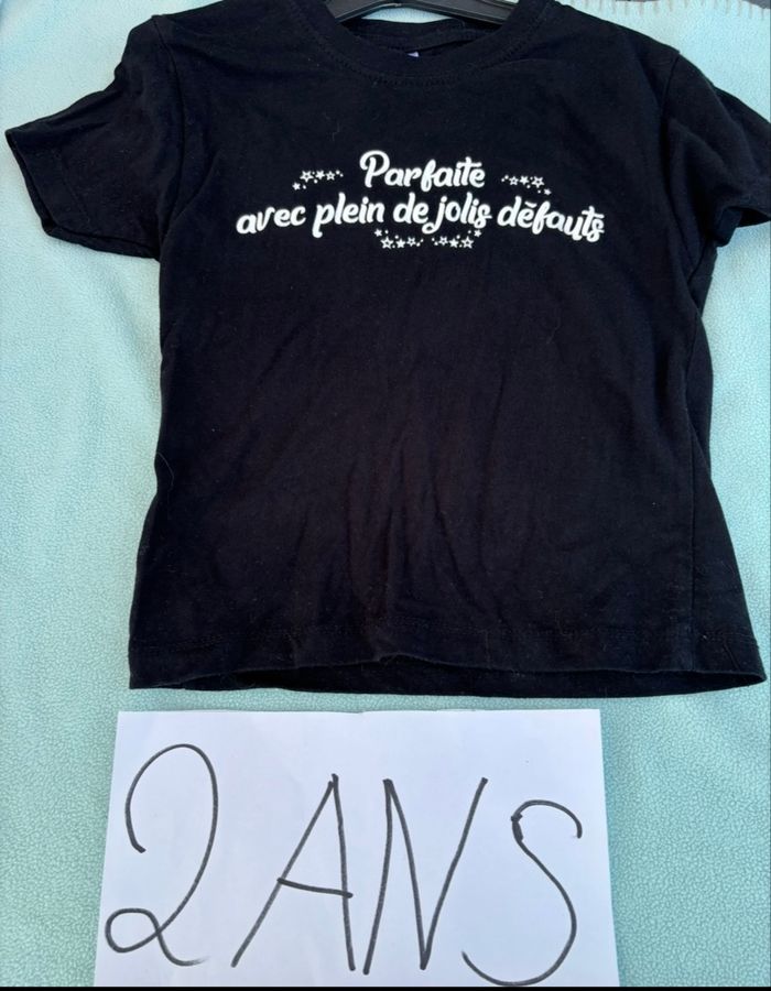 T-shirt noir fille 2 ans – “Parfaite avec plein de jolis défauts”