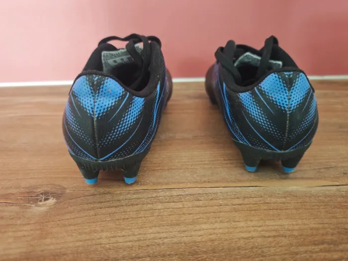 Chaussure foot T.28 - photo numéro 5