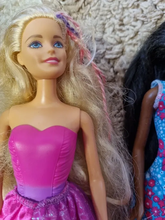 lot poupées barbies - photo numéro 5