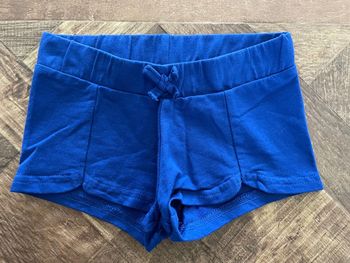 Short 3 ans