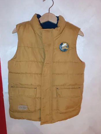 Doudoune sans manches Lulu Castagnette taille 4 ans