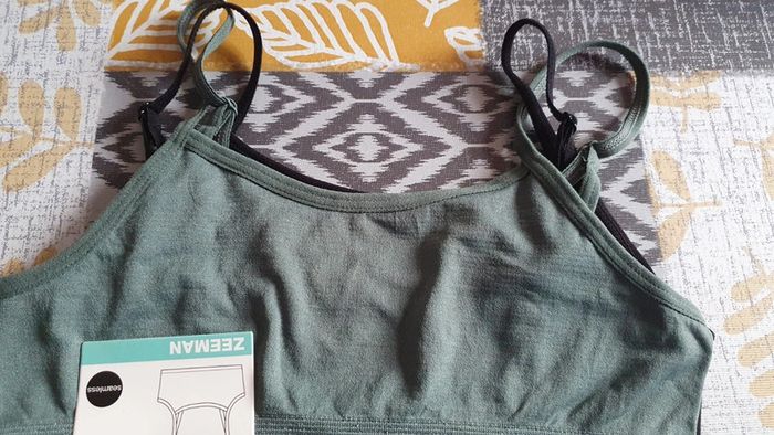 2 brassières fille taille 10-12 ans - photo numéro 3