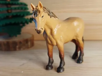 Delta sport Étalon fjord Figurine Animal équidé