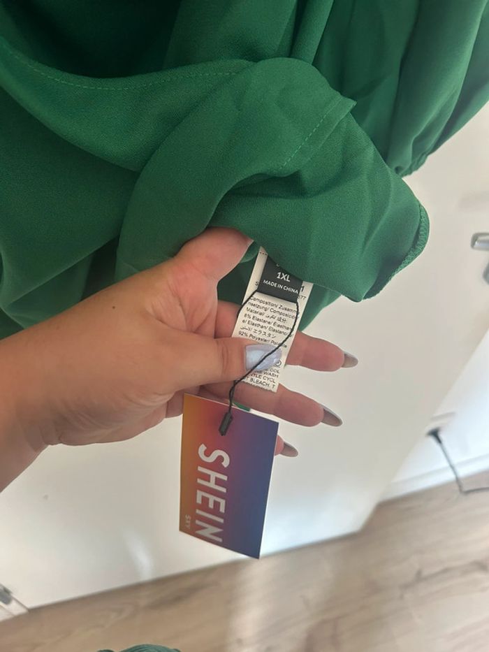 Robe porte feuille verte taille 1XL - photo numéro 4