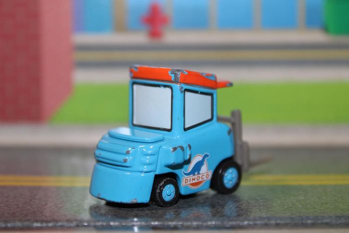 Disney Pixar Luke Pettelwork et caisse à outils - photo numéro 4