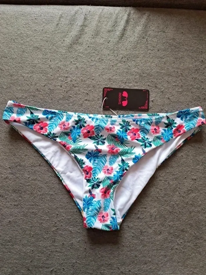 Bas de maillot de bain L Shekini