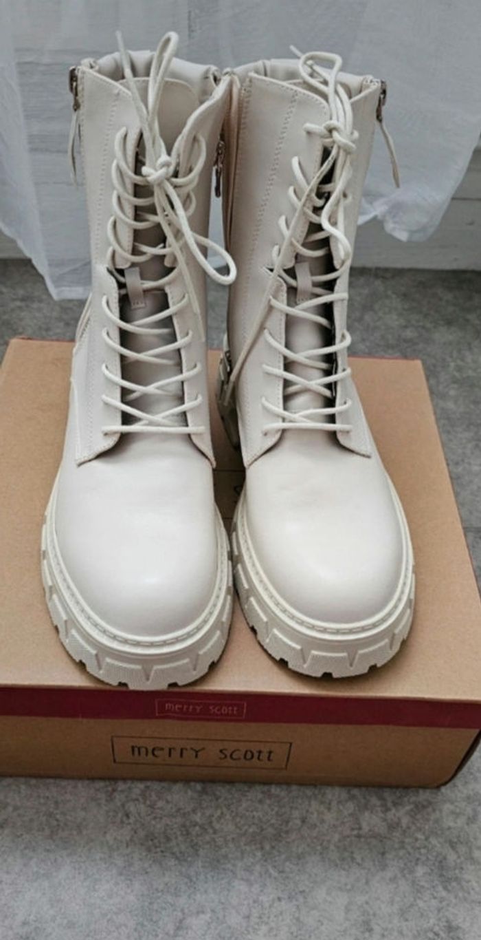 Bottine ranger  femme de la marque merry Scott 40 Neuf - photo numéro 4