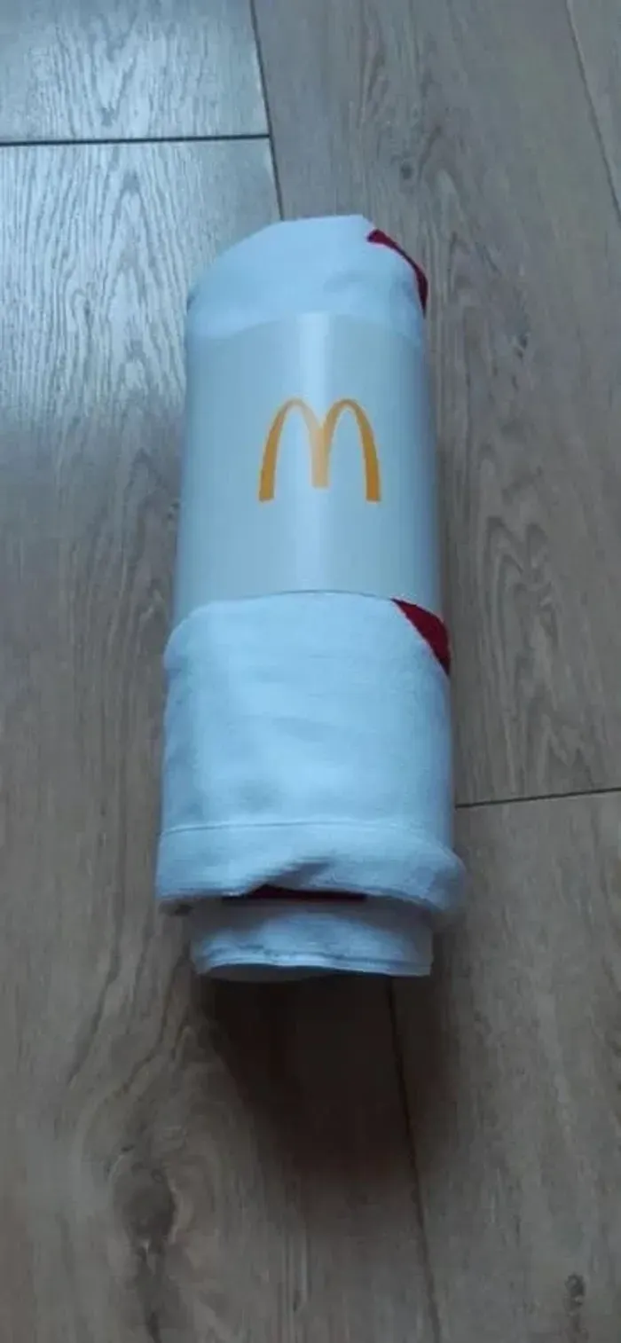 Grande Serviette de bain / drap de plage "Mcdo" en microfibres neuve - photo numéro 5