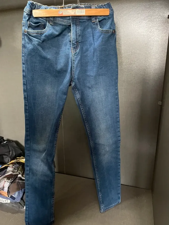 Jean 11/12 ans