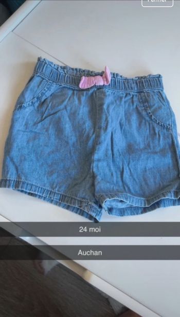 Short fille