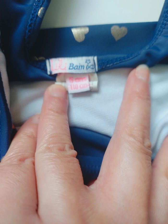 Maillot de bain bleu avec coeurs dorés Lili marelle - photo numéro 2