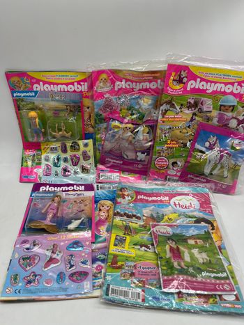 Lot de 5 livres D’activités Magazines Playmobil girls Avec leurs figurines Neuf