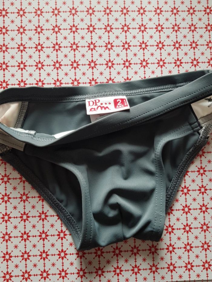 Maillot de bain 2 ans DPAM neuf