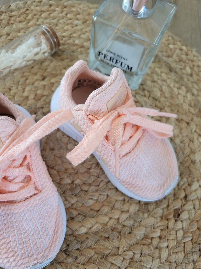 🌷Baskets à lacets Adidas taille 19 - photo numéro 4