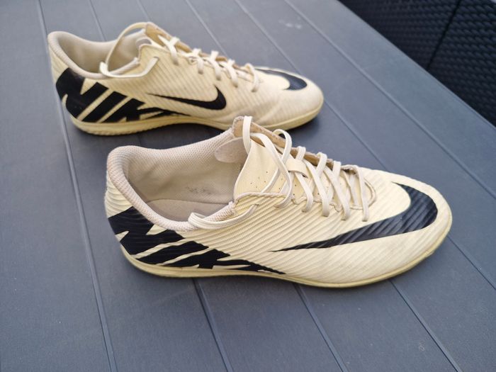 Baskets futsal Nike stabile taille 41 - photo numéro 3