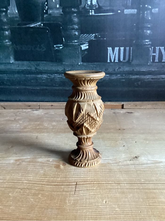 Vase en bois d’olivier sculpté année 70 - photo numéro 2