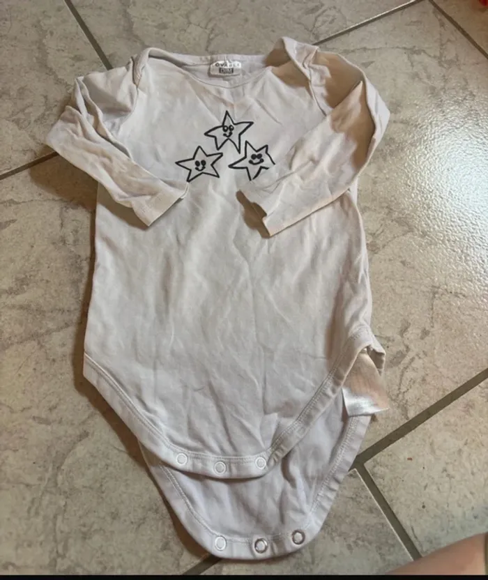 Lot de 3 body bodie 12 mois - photo numéro 2
