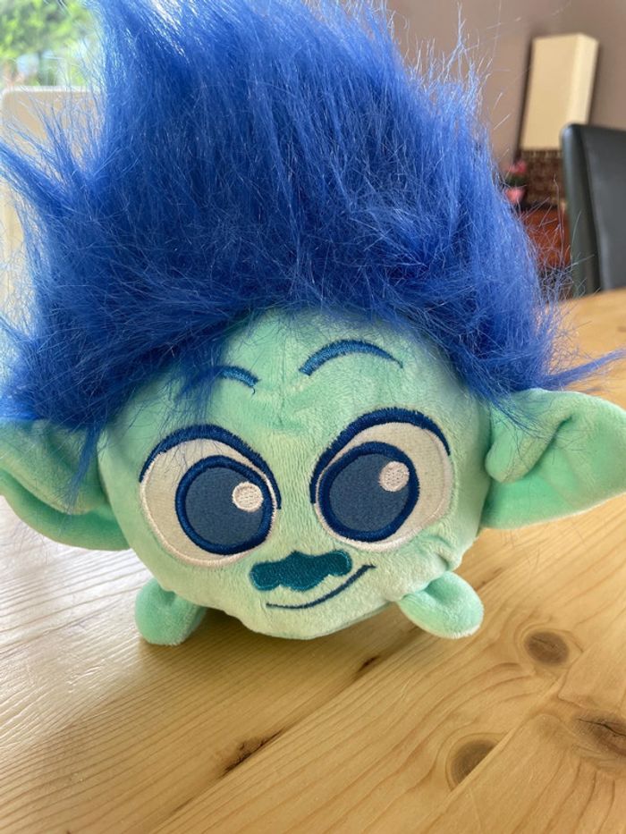 Peluche troll