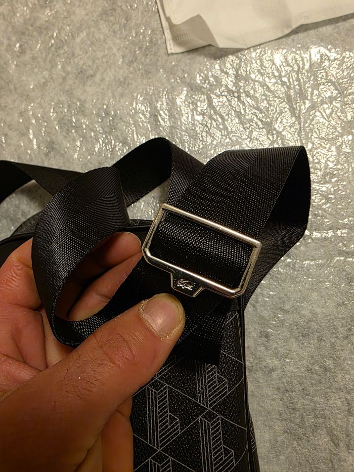 Sac à bandoulière Lacoste - photo numéro 7