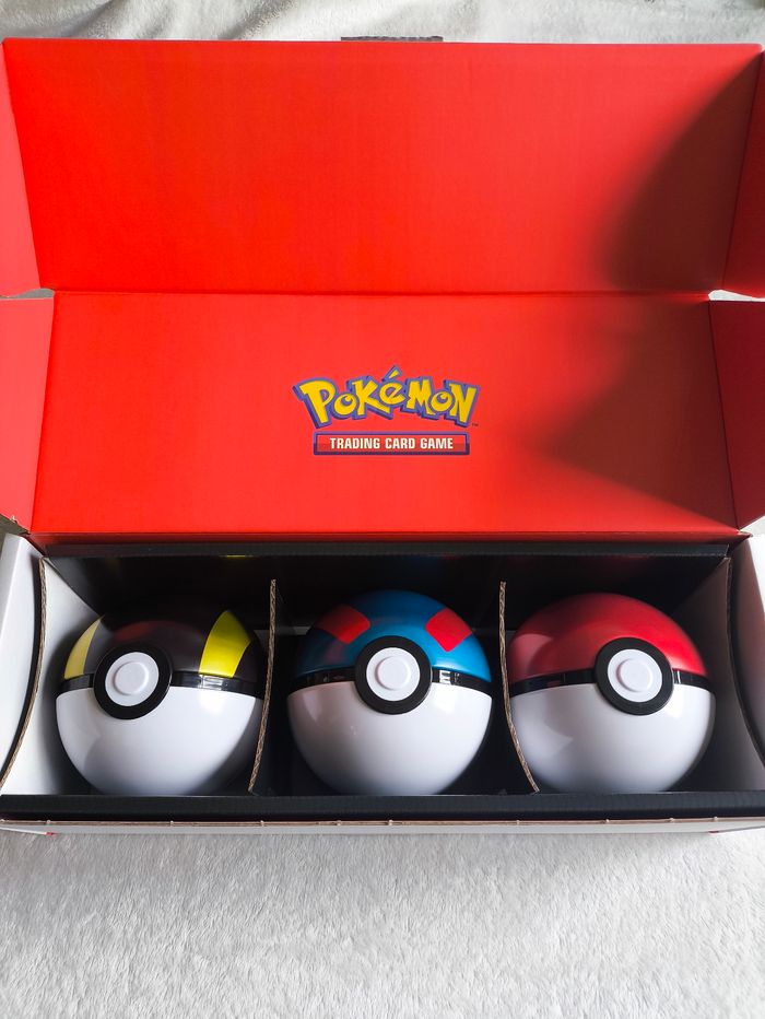 Lot de Poké Ball vide-Idéal pour les fans et
collectionneurs Pokémon!