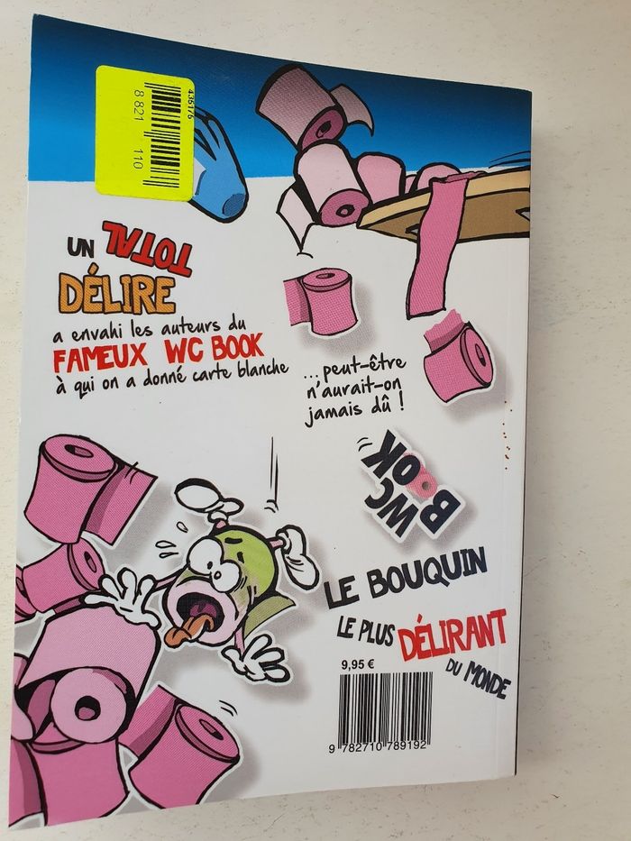 WC Book : Absolument absurde - photo numéro 2