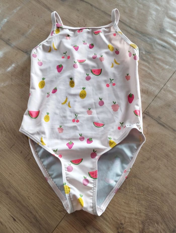 Maillot de bain fille 4-5 ans