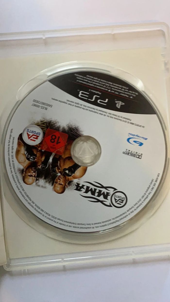 EA sports MMA ps3 - photo numéro 2