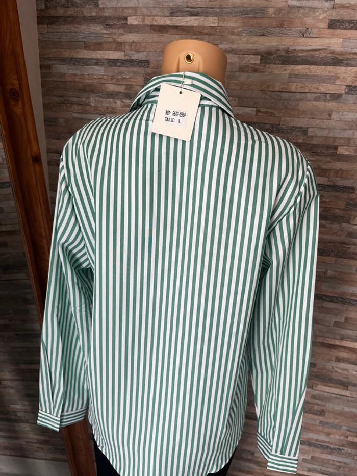 Chemise rayée verte et blanche taille L - photo numéro 4