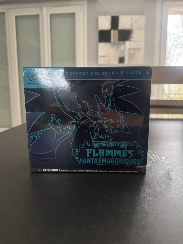 Pokémon ETB Méga Évolution Flammes Fantasmagoriques ME02