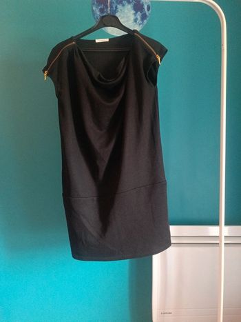 Robe noir
