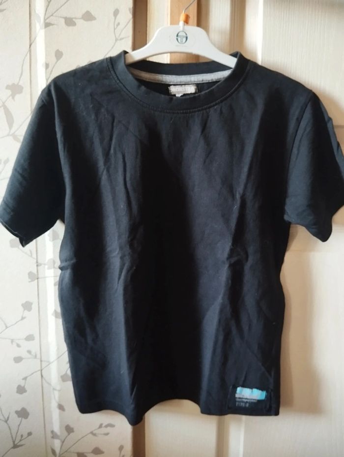Lot garçon 10 ans 2 t-shirt 2 shorts Kappa Orchestra Lonsdale - photo numéro 3